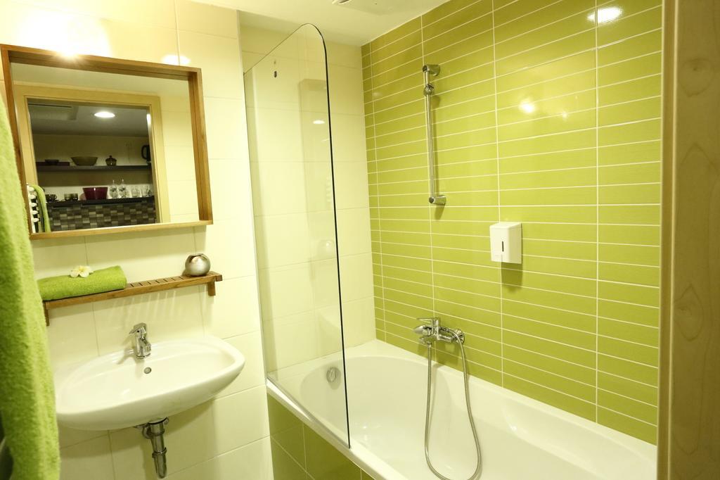 Lake And Spa Apartman Velence Quarto foto
